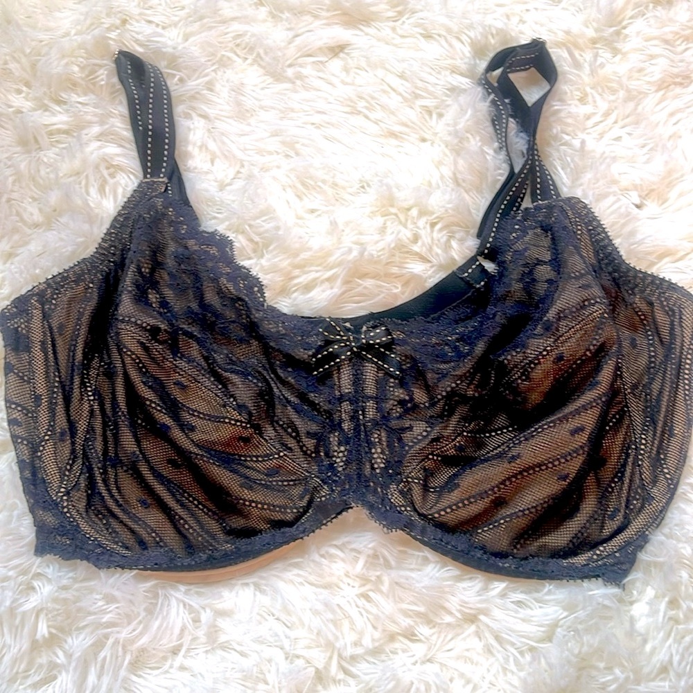 Gorgeous Chantelle black lace 34 DDDD